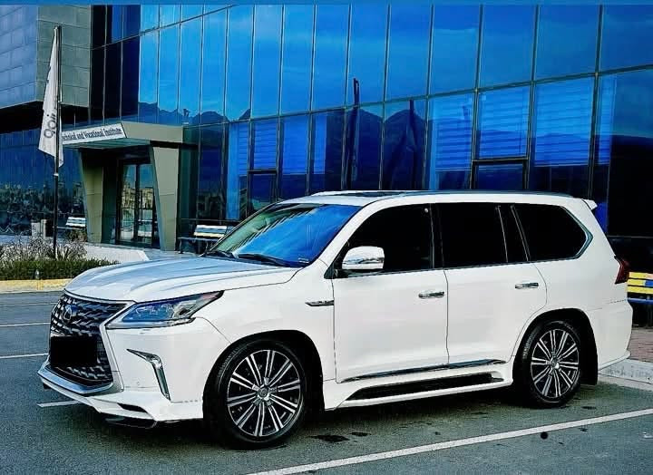 🚘✨ Lexus LX570 ✨🚘
📅 مۆدێل: 2016
🛣️ ماوەی ڕۆشتن: 170,000 کیلۆمەتر

🔹 بێ دەعمی
🔹 ئێرباگ نەتەقیوە و ناوی نەگرتووە 🛡️
🔹 هەموو پارچەکانی بیلادیە
🔹 7 پارچە ڕەشە لەسەر ساخی 🖤
🔹 گێڕ، مەکینە و کارەبا بەشەرتە ⚙️
🔹 بە تەواوی سیرفس کراوە 🔧
🔹 کتێبی جامی ڕەشی هەیە 🖤
🔹 تایەکانی تازەن 🛞✨
🔹 ماسەفات SUPER SPORT – فول ماسەفات 🔥

💰 نرخ: 445 گەڵا، مەجال هەیە 🤝

📞 بۆ زانیاری زیاتر:
*********** 📲

ــــــــــــــــــــــــــــ

🚘✨ Lexus LX570 ✨🚘
📅 موديل 2016
🛣️ الممشى: 170,000 كم

🔹 بدون دعمات
🔹 الإيرباغات لم تنفتح ولم تأخذ ضربة 🛡️
🔹 جميع القطع بلادية
🔹 7 قطع صبغ أسود على صخ 🖤
🔹 القير والمكينة والكهرباء على الشرط ⚙️
🔹 السيارة مسوية سيرفس كامل 🔧
🔹 لديها كتاب جام أسود 🖤
🔹 التايرات جديدة 🛞✨
🔹 مواصفات SUPER SPORT – فول مواصفات 🔥

💰 السعر: 445 گڵا، قابل للتفاوض 🤝

📞 للاستفسار والمعلومات أكثر:
*********** 📲
