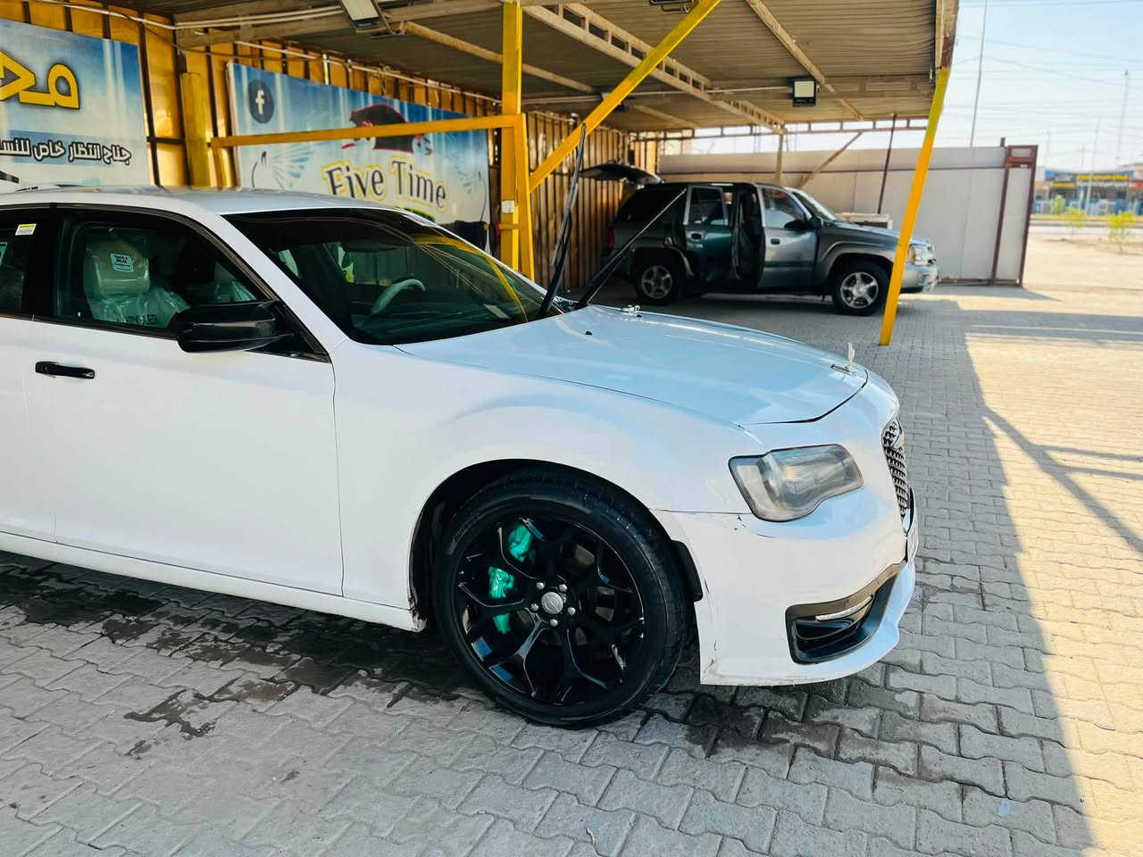 للبيع كرايسلر c300 امريكي ٢٠١٦ضرر خشم بنيد فقط بدون دواخل مواصفات C ماشيه ١١٦ mi  جديده كير محرك صدر شواصي كفاله مكاني بابل / محاويل رقمي ***********
