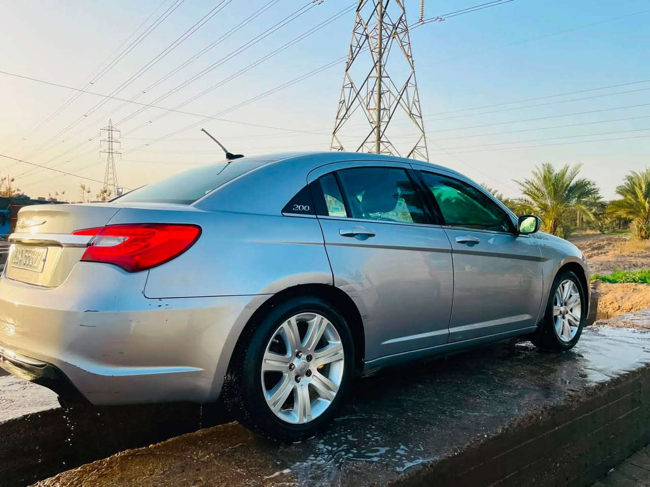 السلامُ عليكم…
للبيع فقط 

Chrysler C200 
الموديل 2013.  وارد امريكي  محرك 2400 اللون سلفر 
الضرر جاملغ امامي جهة الصدر مثل ما موضح بصور الحادث  المرفقة بالمنشور والجاملغ الخلفي صبغ للجمالية فقط اثر شخوط     الكير 6 نمر   السيارة ليبل واحد بدون تبديل  رقم بابل الانكليزي الجديد تحويل مباشر سنوية 2026 
       عداد المسافة 137 الف ميل حقيقي 
ويكل كب 
تحكم كامل 
Aux 
السيارة نظيفة وجاهزة تبريد ثلج موجوده بالحله 
السعر 73 ورقه وقابل للتفاوض للجاد بالشراء 
للأستفسار *********** ( واتساب )
