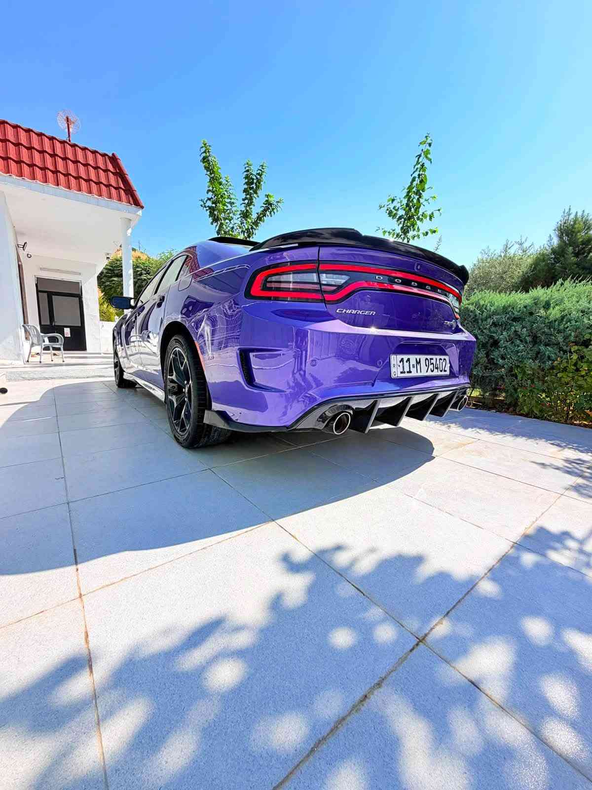 💜 𝐃𝐨𝐝𝐠𝐞 𝐂𝐡𝐚𝐫𝐠𝐞𝐫 SXT ✦ 2019 🇺🇸
دودج جارجر SXT بدي كـــت GT 
‎الموديل : [ 2019 ]
[ 3.6 / V6 ] : المحرك
‎الكير : [ اوتوماتيك ]
‎الممشى : [99 الف ميل ]
‎اللون : [ بنفسجي -مميز ]
‎الحالة : [ حادث بسيط جاملغ فقط]

رقم السيارة : بغداد - تحويل مباشر ✅
السياره مصروف عليه السعر 210
وبيه مجال لاستفسار ***********
‎الموقع : [ بغداد ] 📍

‎
