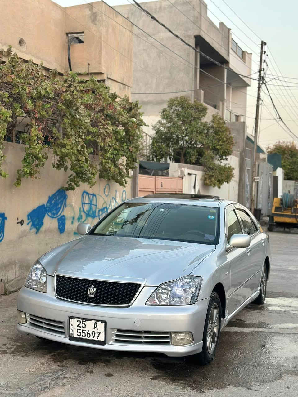 سلام عليكم للبيع شاهينه قرار ١٠٢ موديل ٢٠٠٥
٣دكم سياره كفاله عامه يابان وعراق 
رقم كركوك باسمي 
كير مكينه بشرط بدون عيب 
تبريد بشرط 
عنوان كركوك 
سياره سلايد شاصي ٨٠
سعر ١٤٠ بيها مجال بسيط 
***********
