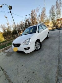 كيا كارنز • ٢٠١٢ • محرك ٢٠٠٠