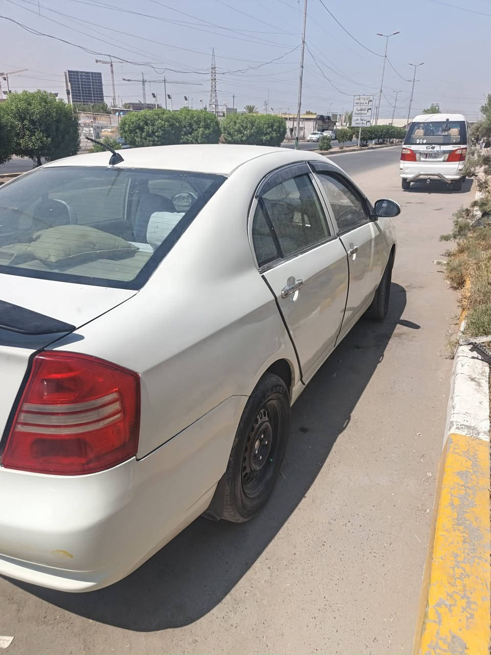 سلام عليكم  
ليفان ٦٢٠ 
محرك ١٦٠٠ 
راديتر جديد 
بلاد كير ومحرك  جديد
تبريد شغال
هزه جديده 
مصفره غرامات

العيوب 
تحتاج ترتيب داخل 
مصبوغه عام  اثر تحويل من صفره للخصوصي
ضربه بمقدمه السياره  ماواصله لغور اثر رصيف 
اقراها اذا تفيدك اتصل 
 السعر المطلوب ٣٥
 ***********
مكان السياره بغداد الحريه
