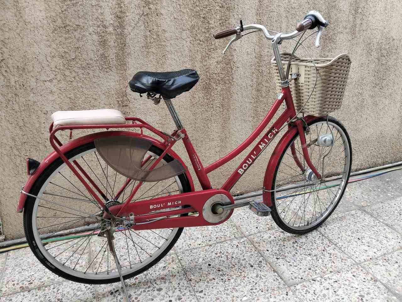 ياباني • ٢٦ • نظيف