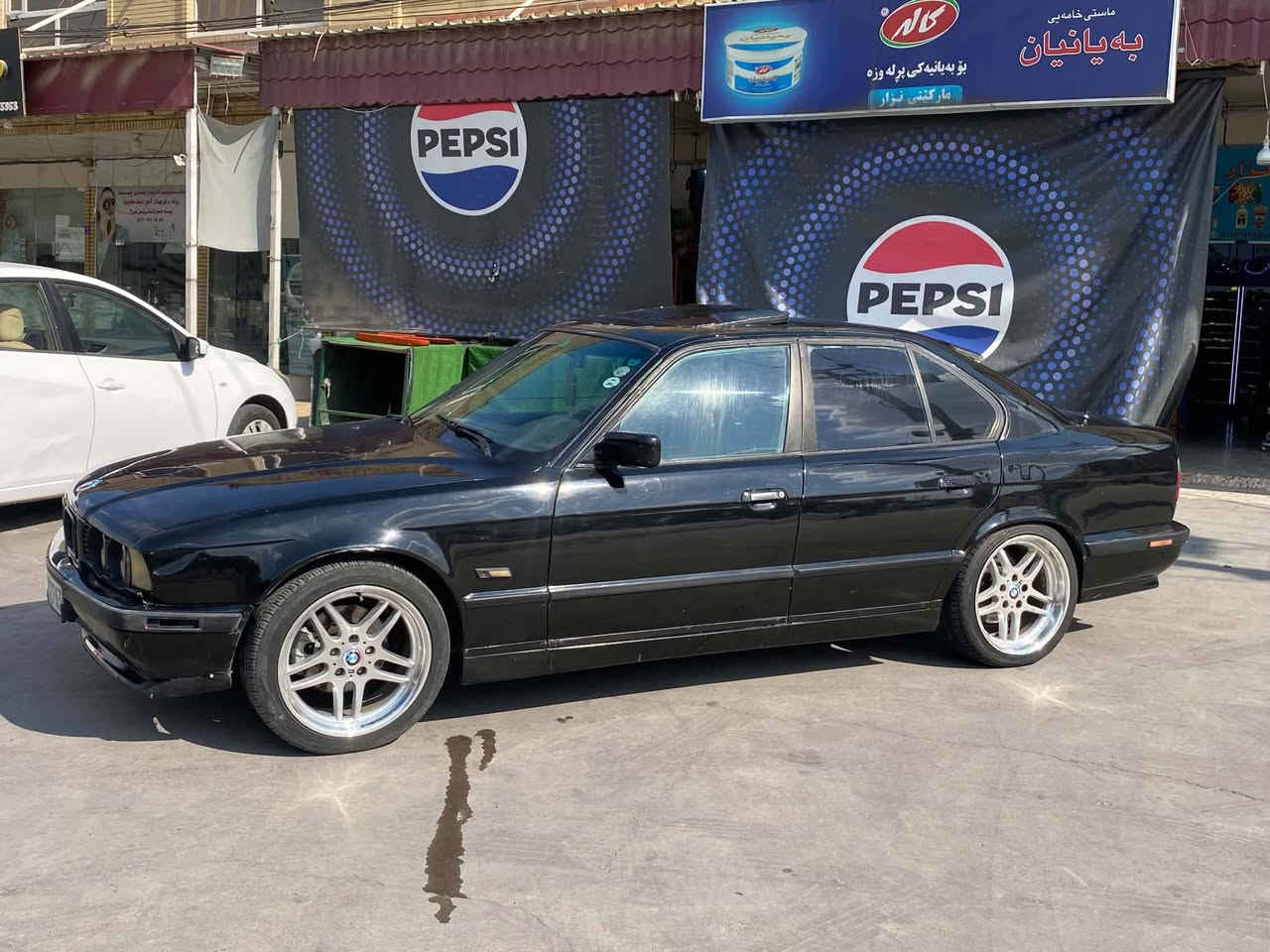 525 گێر عادی فول فولە بەس گێڕحادیە لێدراوی نیە بەس سەقفی سێ بست مەحجونە تانکی پێکەوتوە حامە بۆ جوانی 2025سەنەوی بەسەر چوە 70هەزار خەڕامەی لەسەرە /سحرەکەشی 35کەمێک مەجال /***********
