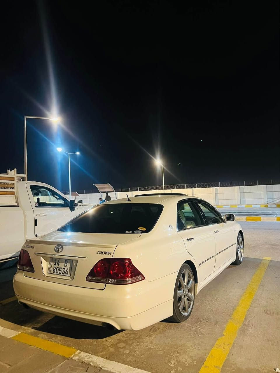 سلام عليكم للبيع شاهينه 2005 رقم بصرة باسمي مزاد تحويل ثاني يوم مكفوله كفاله عامه بالعراق شاصي 80السياره جديده بمعنئ الكلمه ماشيه 134 الف حداديه جديده تخم تاير تبريد جاهزه مانقصها برغي السعر 145وبيها مجال الاستفسار *********** مكاني البصرة
