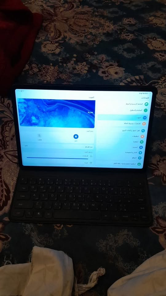 للبيع ايباد
ONUR Pad 9
هذا كيبور ويت يربط عل بلوتوث 
السعر 350 وبي مجال 
رقمي ***********
مكاني بغداد
