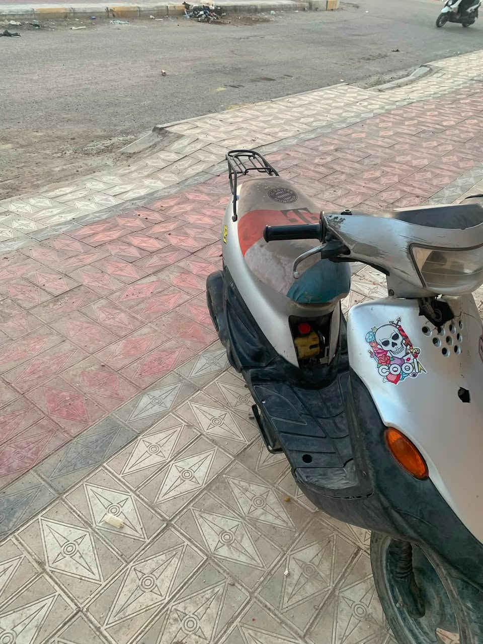 سلام عليكم دراجة بيجي للبيع كهربائيات كلها شغاله بس سلف عوزه دراجه كامله مكان ناحية الزيناويه قرب الدله ***********
