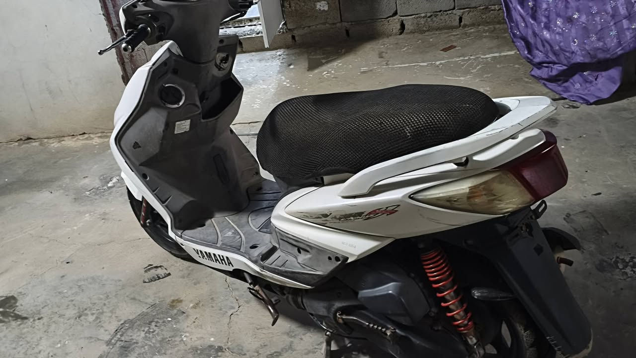 سلام عليكم دراجه سكنس فحل دراجه حلوه ومكفوله كفاله عامه فقط يرادلهة اكلج خلفي لا مو مستعجل مابيع الدراجه علا ايدي مكاني بغداد المدئن سلمان باك السعر 700وبيهة مجال شي قليل رقمي *********** اي استفسار خابرني رجان يلي مو شراي لا راسلني تحياتي الكم
