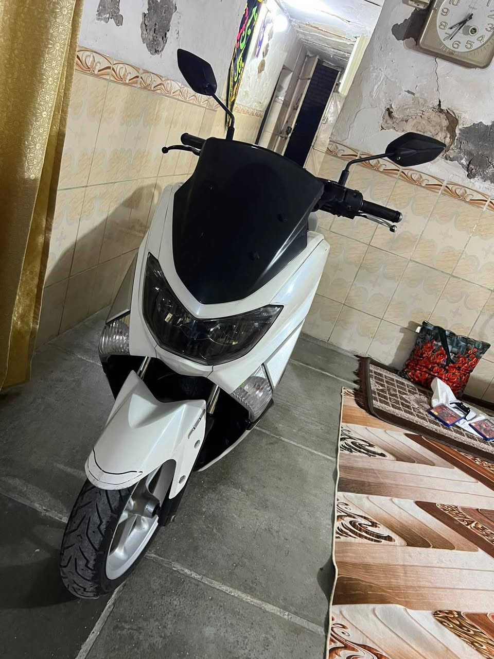 سلام عليكم أن ماكس للبيع صارلها شهرين منزلها ع ايدي دراجه خير من الله وكفالة عامه العنوان بغداد مدينه الصدر 
السعر 15ورقه وبيها مجال 
التواصل ***********
فقط رصيد واتساب متواجد
