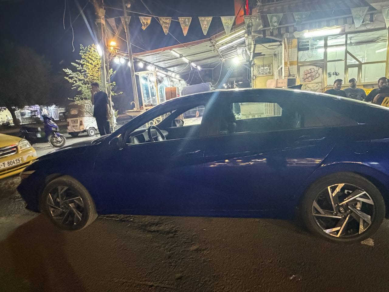 سلام عليكم
النتره ٢٥ ٢٠سي ال سبورت بدون ايرباك نص موصفات حره دخول جديد باسمي 
ماشيه ٨٠٠٠

سعر ١٤٥

سياره جاملغ وشويه من باب جاملغ صبغ وباب كلير

***********
