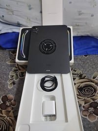 ايباد ١١ برو M4 • ذاكرة ٢٥٦ • بطارية ٩١٪