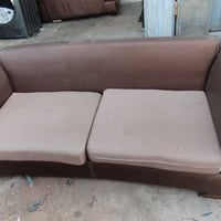 كنب ٣ مقاعد • جلد • حالة جيدة