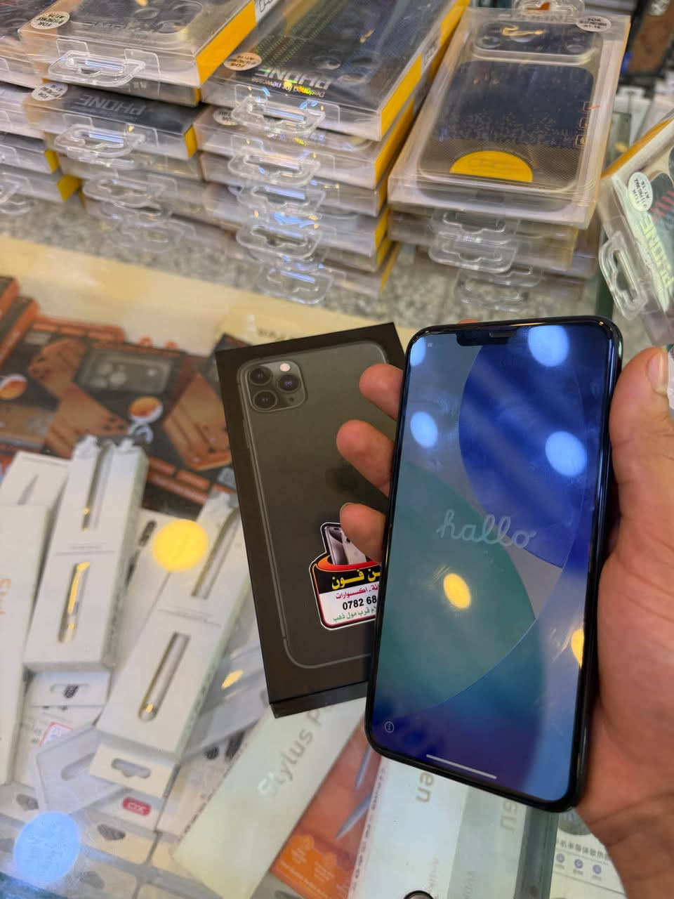 آيفون ١١ برو ماكس • ٥١٢ • بطارية ٧٣