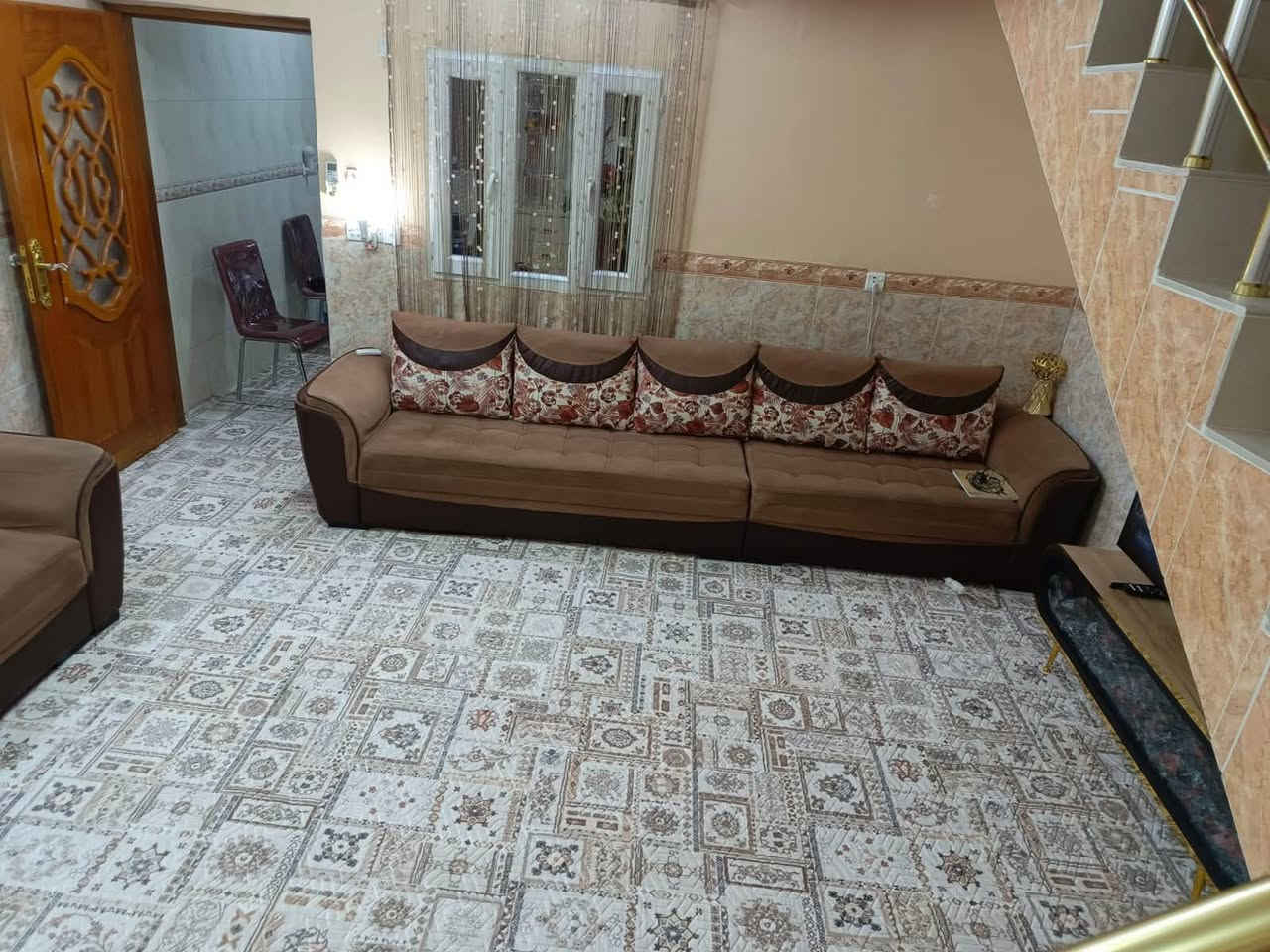 قنفات تركية • نظيفة • بحالة جيدة