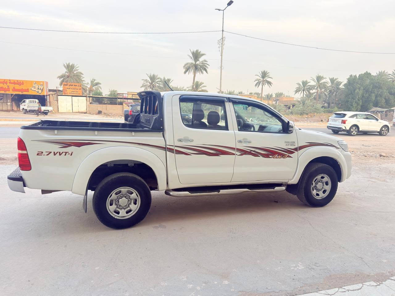 هايلكس • فور ويل • ٢٠١٣