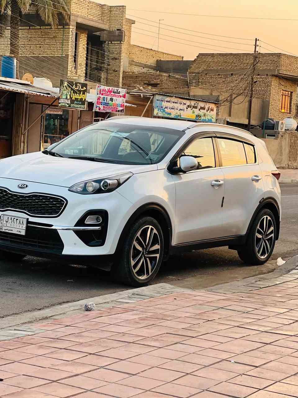 سبورتج خليجي للبيع 
رقم بغداد 
موديل ٢٠٢٠ 
السيارة ماشية فقط ٩٥كم 
السيارة مكفوله كفاله عامة  (ضمان الشركة )
السيارة كلش نظيفة 
مواصفات السيارة
حساس امامي 
حساس خلفي 
الداخل حمصي جلد ومخمل 
المري شفط 
اشاير بلمري 
٣ انضمة قيادة 
تبريد قطعتين امامي وخلفي 
 تحكمات ستيرن 
بلوتوث
جرس سرعه تعبر ١٢٠ يدك 
يدات نيكل 
السويجات عدد٢ 
الكتلوكات ٢
تحويل السيارة  ثاني يوم مباشر 
السيارة سعره ١٩٠ وبيهة مجال
وهذا رقمي ***********
بغداد جسر ديالى📍
