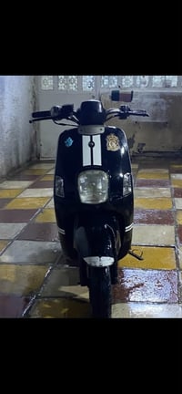 ماكس بوليس • ٢٠٠٨ • ختم واحد