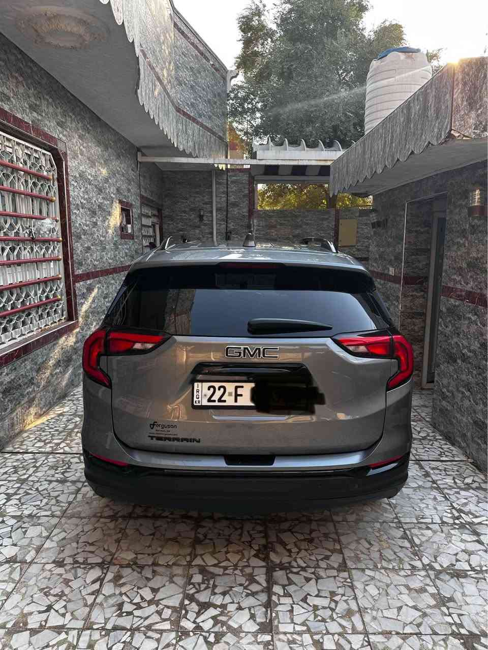 جمسي تيران مديل 2021 
للبيع او مراوس 
رقم اربيل باأسمنه 
صبغ جاملغ خلفي 
السياره فول مواصفات فقط كشنات مخمل 
رقم تليفوني للأستفسار ***********
غير متواجد ع الفيس بوك النجف, العراق
