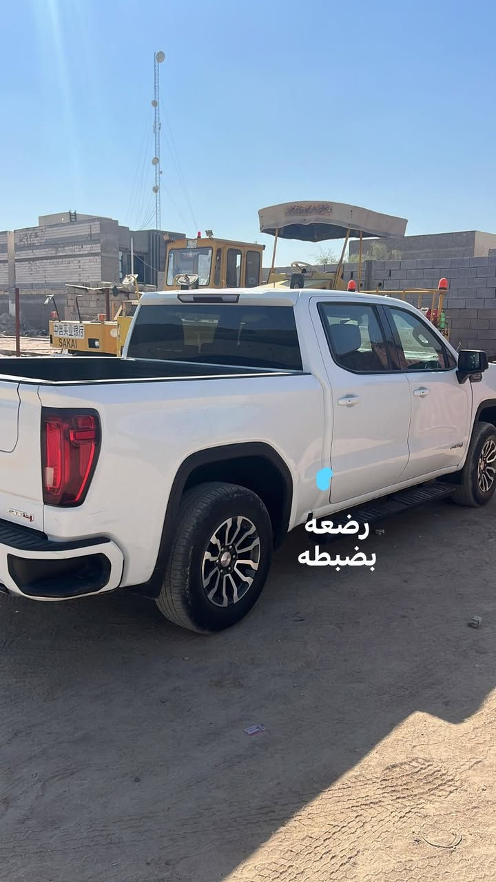 سلام عليكم سيره قصير باب طويل وارد امريكي بجم كامل 
مديل 2021سنويه جديده بغداد اكوتفاصيل بل صوره 
فول مواصفات تخم تاير تبريد مكان بصره شط العرب
السعر 200وبيه مجال مراوس يرهم فلاونزه 2014)( ملكه جنون
لاتعلق عله السعر اعبر المنشور رجاء استفسار ***********

نص مكتوب في الصور:
- بارد
- رضعه
- بضبطه