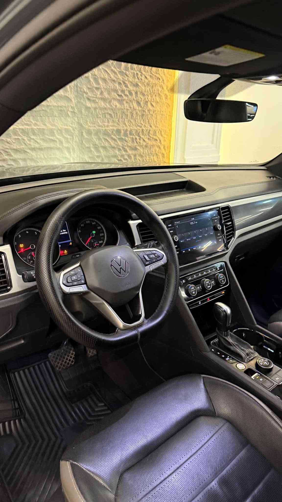 Volkswagen 
Atlas
2021
SE V6
87.000km 
Clean title
235$ w majal
***********
————————————-
فولكس واكن 
اتلس
٢٠٢١
اس اي ٦ سلندر
٨٧.٠٠٠كم ماشية
كلين تايتل
٢٣٥ ورقة و مجال
*********** أربيل, العراق
