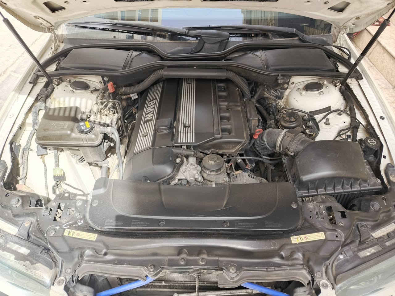 السلام عليكم
بي ام باخرة كت كامل البينا BMW alpina kit خليجي
حجم 730li
6سلندر
موديل 2004 
فول مواصفات
  فتحه سقف 
بيبان شفط صندوك شفط 
بردات كهرباء
صندوك كهرباء
مواصفات الباخرة المعروفه
مكينه كير كفاله شرط
كهربائيات بلاد على وضع الشركة
تخم تاير جديد
تدفئة تبريد شغال بلادي

كفاله من الضربه والعيب الشرعي فقط صبغ جمالية و مغلفهة ابيض لؤلؤي

سيارة جاهزه للأخير ماتصرف عليها
رقم بغداد تحويل ثاني يوم
مكان بغداد البلديات
السعر 120 
اي استفسار

***********
‭***********
