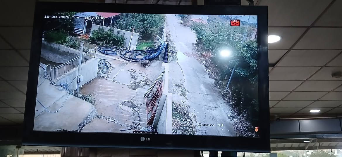 Hikvision • ١٢ كاميرا • ٢ ميگابكسل