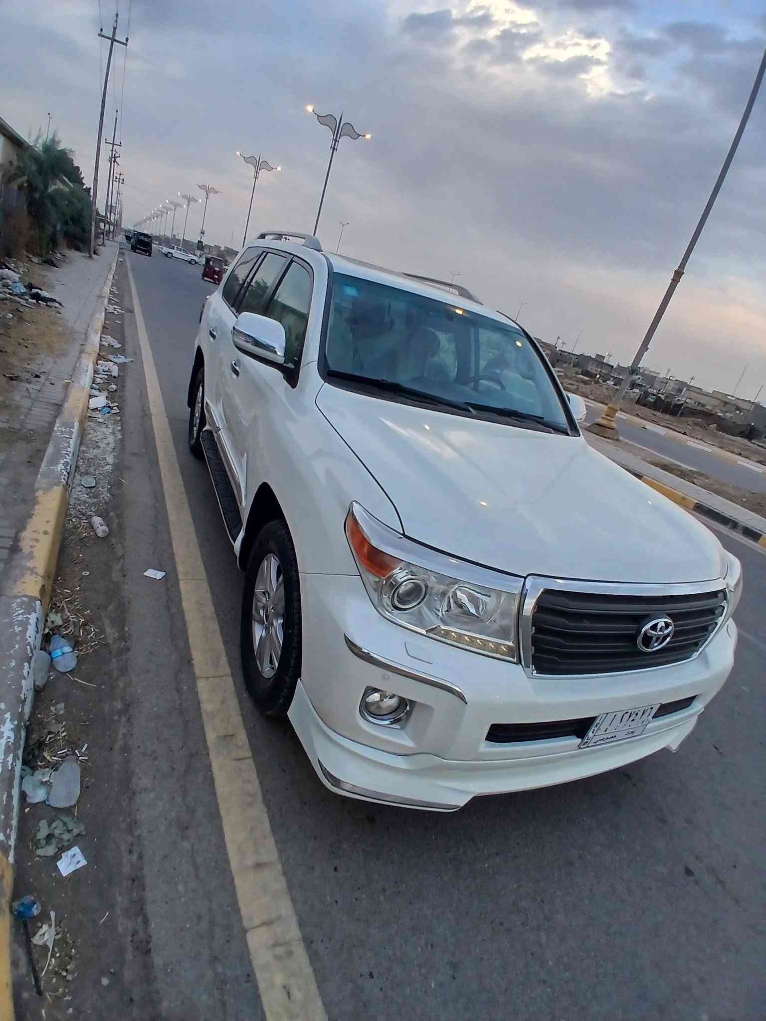 لاندكروز مونيكا • ٢٠١٢ • رقم بغداد