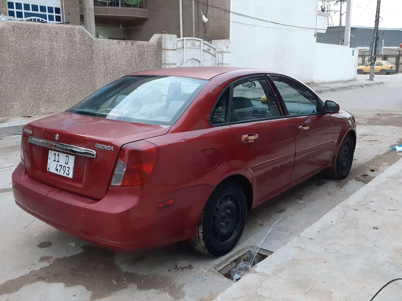 للبيع فورنزا ٢٠٠٧  رقم بغداد بأسمي بلاديه مكفوله من الصبغ والحوادث حتى الدعاميات ليبل واحد مكينه حاويه صدر نص عمر منظومة غاز شادله تخم تاير نقصه مشط استيرن جبن واذا الكير الجوه تعبانه تبريد خير من الله مكان السياره بغداد الأمين الثانيه رقم *********** السعر ٦٢ وبيه مجال
