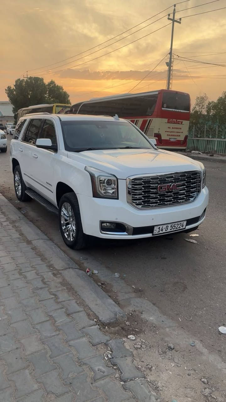 يوگن • ٢٠١٥ • كتاب ضباط
