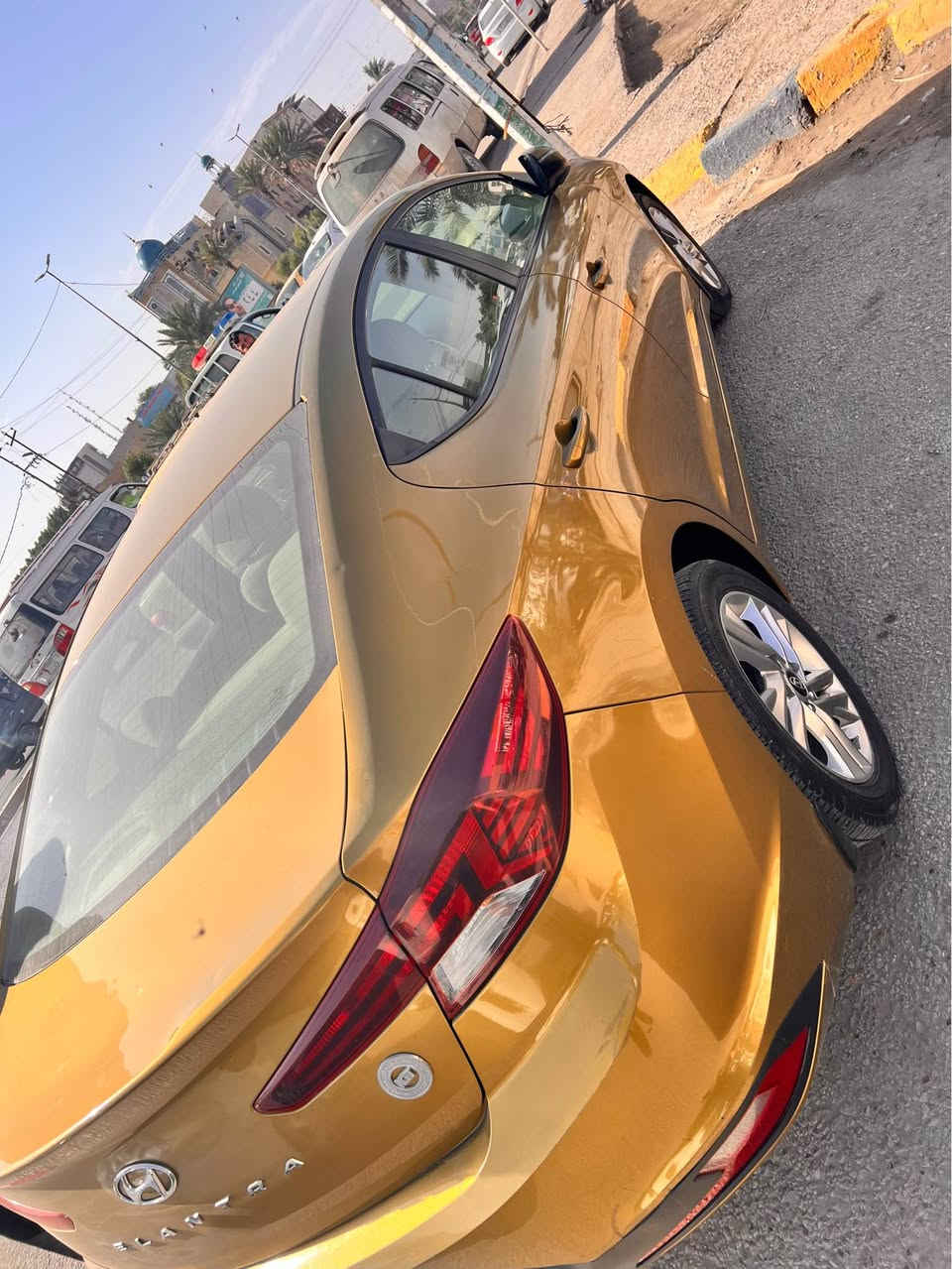 النترا خليجي لون ذهبي 
موديل 2019 
مكينه وكير كفاله
كفاله من حادث ومن بارد وتصليح بيها صبغ وكلير واضح بالسونار 
سنويه ل 28 رقم نجف مكان نجف شرط مداور بيع سريع 
فقط سعر 115 بيها مجال قليل 
رقم *********** النجف, العراق
