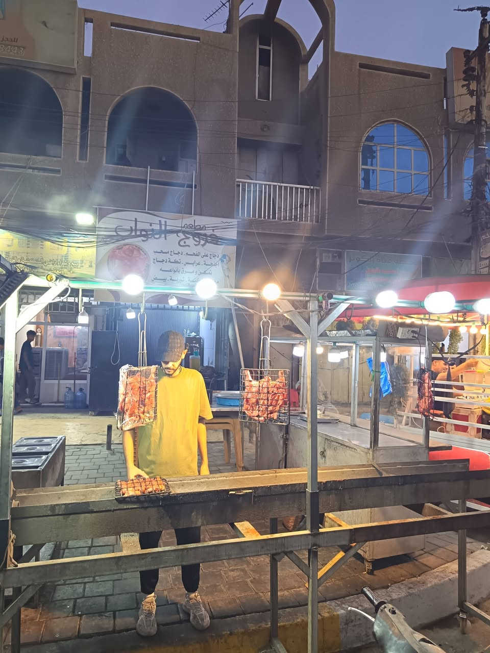 السلام عليكم
#للبيع
مطعم مشويات دجاج أجنحة عرايس

مكانة بغداد الأمين الثانية شارع النواب
***********
