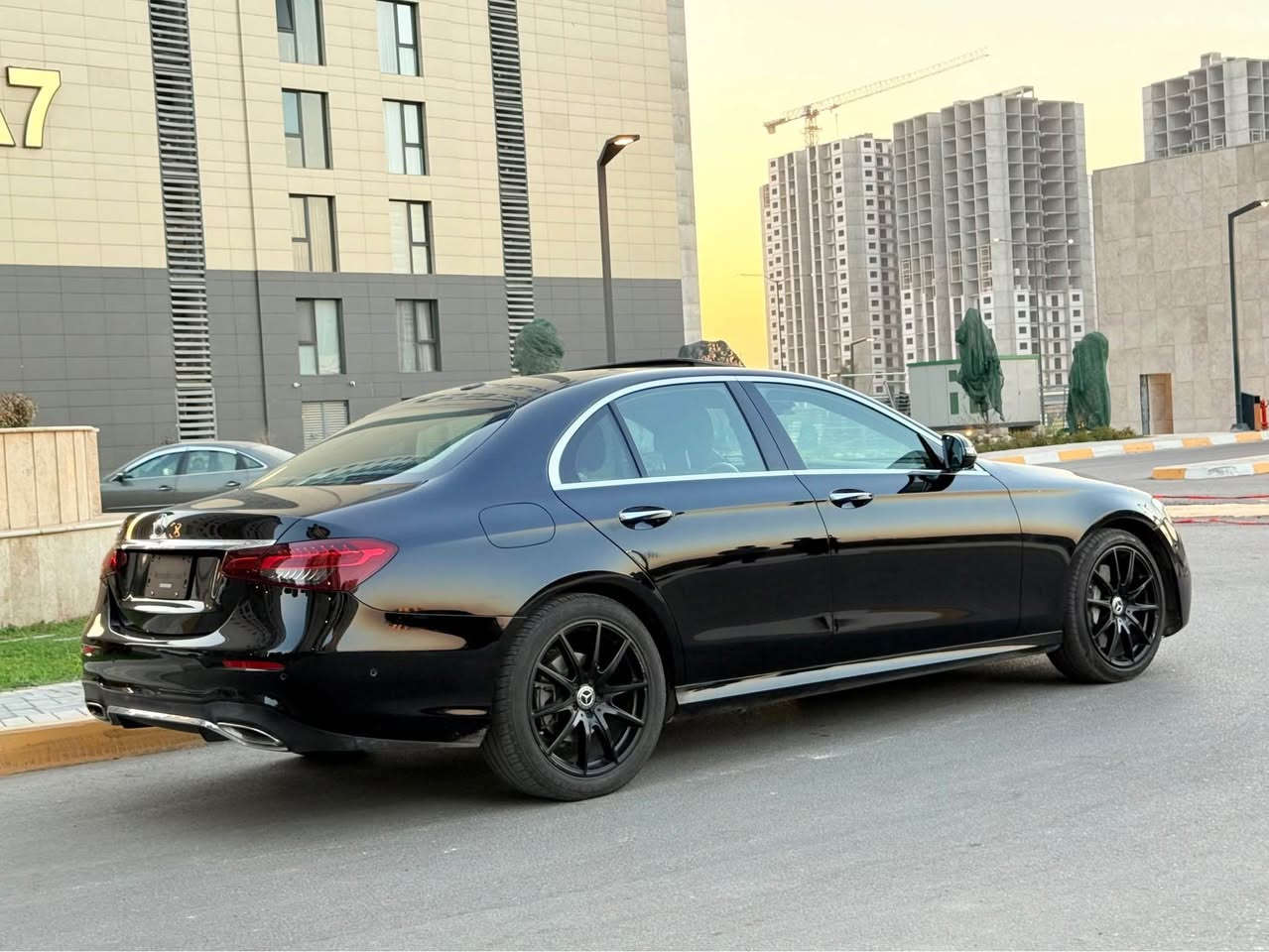 للبيع

Mercedes Benz E350 2022

الموصفات 

1. فتحه سقف 

2.  بصمات ابواب  

3. لايت متحرك 

4. كيج إلكتروني متغير 4 أشكال 

5. شاشه حجم الكبير  

6. رادارات امامي خلفي جوانب 

7. حساسات 360 درجه 

8. صندوق كهرباء 

9.اتو هولد

10. لد داخلي متغير 64 لون 

11. سماعات برو مستر 

12. كشنات تدفئه

13. ويل 19 AMG أصلي 

14. صفر مسج جديده جداً السياره ما بيها اي نقص

- مكان السياره بغداد العامرية او السيدية 
السيارة ماشية (33 الف مايل )

- حادث خشم بنيد فقط بدون دواخل او بدون شاصي ضربة سطحية 

***********- الاستفسار 

السعر 35,000 $ اوبيها مجال بالمعقول بغداد, العراق
