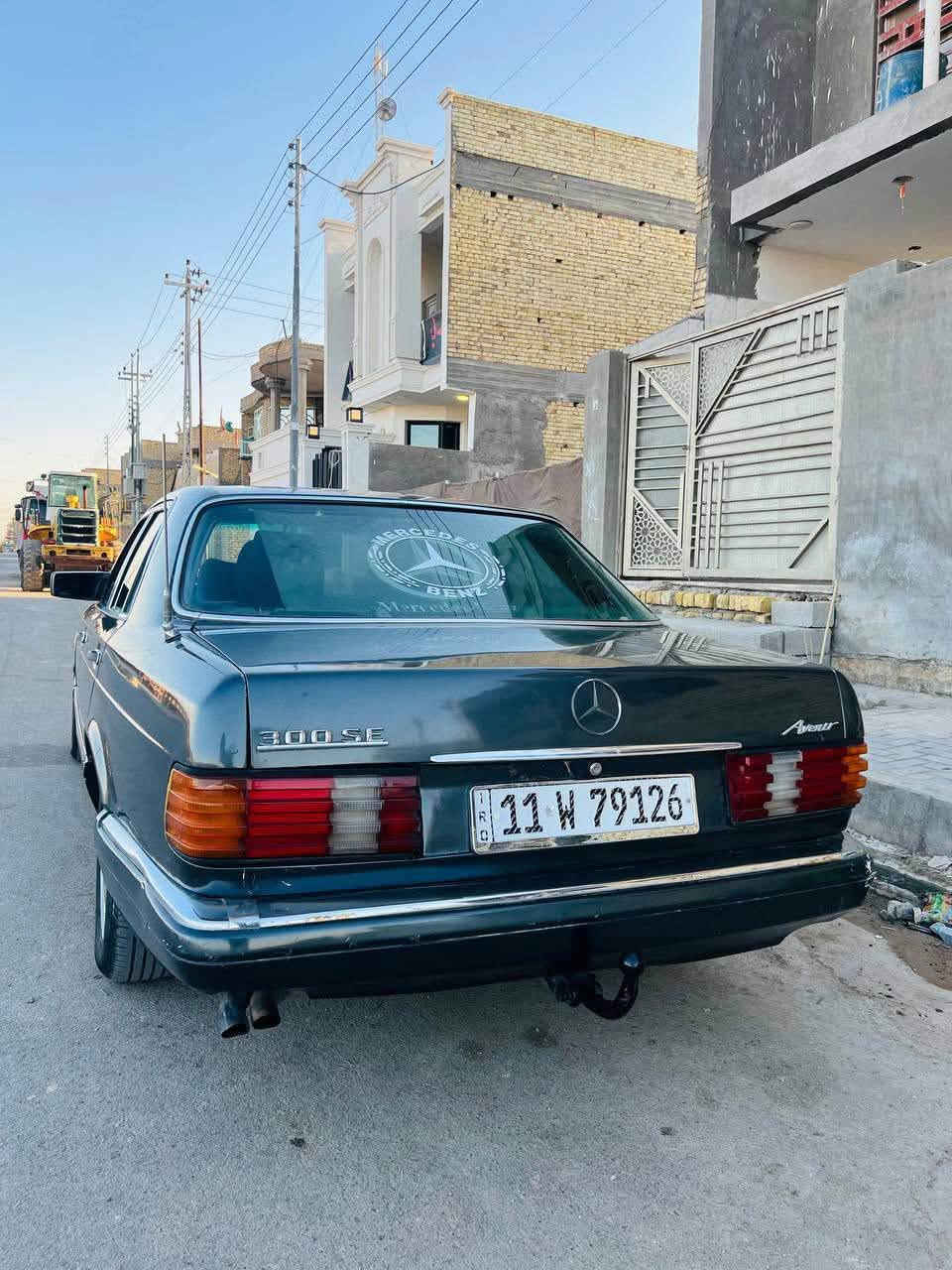 سلام عليكم  مارسدس رئاسي جانبو 300 مديل ٩١ كراسي كهربائي كربائياته كله شغاله  . صدر امامي خلفي جديد خير من لله رقم جديد انكليزي سنويه 31 تبريد ثلج منظومه كله جديده  شغال اربعه جام كهربائي بلادي كير وكينه  VVT-I 3000كفاله من التنقيص وتبخير شرط مشلعه معدل  دشبول كله شغال رون كلو متر بنزين كيج حماره السعر 44 وبي مجال ***********
