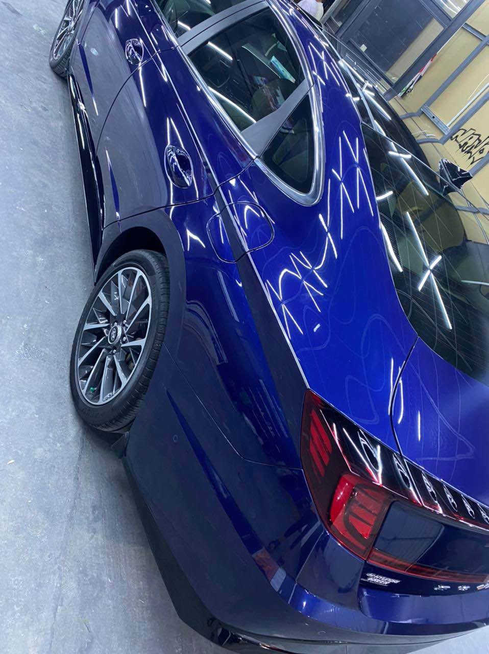 سلام عليكم سوناتا مديل 2022وارد امريكي حادثها تخريب ما بيها ضربة ، بس تعديل ورشة صبغ ع مكان التخريب ماشية ١٢٠ ، السيارة فول مواصفات ،  محركها تيربو ١٦٠٠، رقمها بصرة السعر 155 وبيه مجال 
*********** شط العرب, البصرة

نص مكتوب في الصور:
- 50415683X