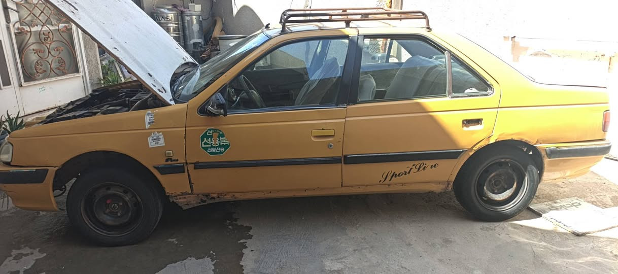 السلام عليكم بيجو بارس موديل ٢٠١٠ باسمي رقم إنكليزي بغداد 
مكينه كير جديد سياره نضيفه السعر ٢٥ بيها مجال عنواني ديالى جديدة الشط رقم الهاتف ***********
