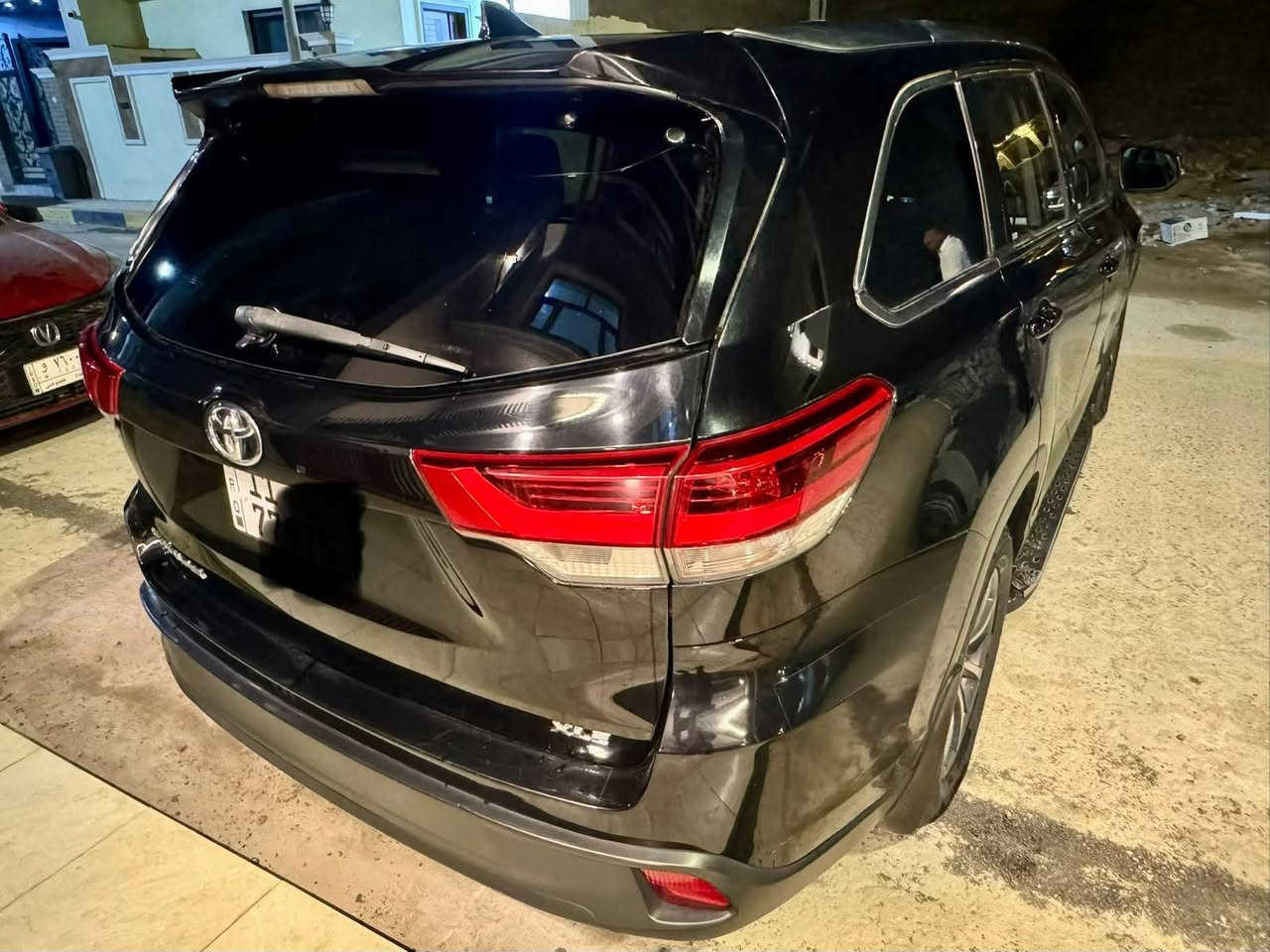 هايلاندر XLE • ٣.٥ V6 • بأسمي