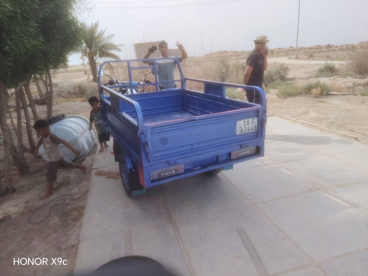 ستوته 2023محدثه بل كامل محرك وكهربايات اناره 2026
***********وتساب

نص مكتوب في الصور:
- HONOR X9c