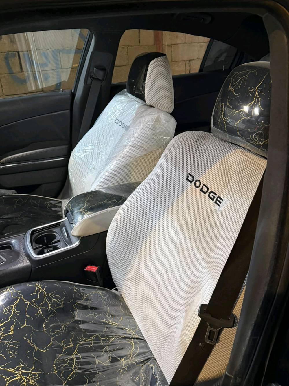 دودج جارجر • ٢٠١٦ • حادث باب