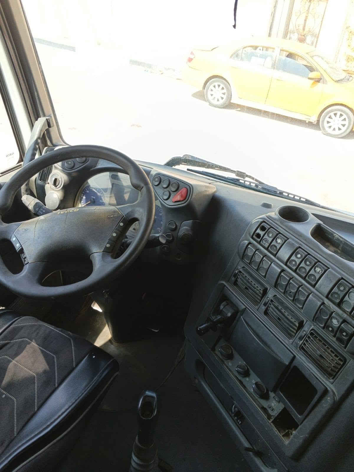مرحبا افيكو لبيع بس رأس صهريج سنوية مامنتهية عوزهة بس كيل تخم تايرات جي بي اس تصريح أمني مكينة وكير وكسن وشاصي حدادية مكفولة مكاني بصرة ***********
