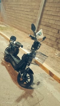 نضيف • فول مواصفات • بطاريات ٤