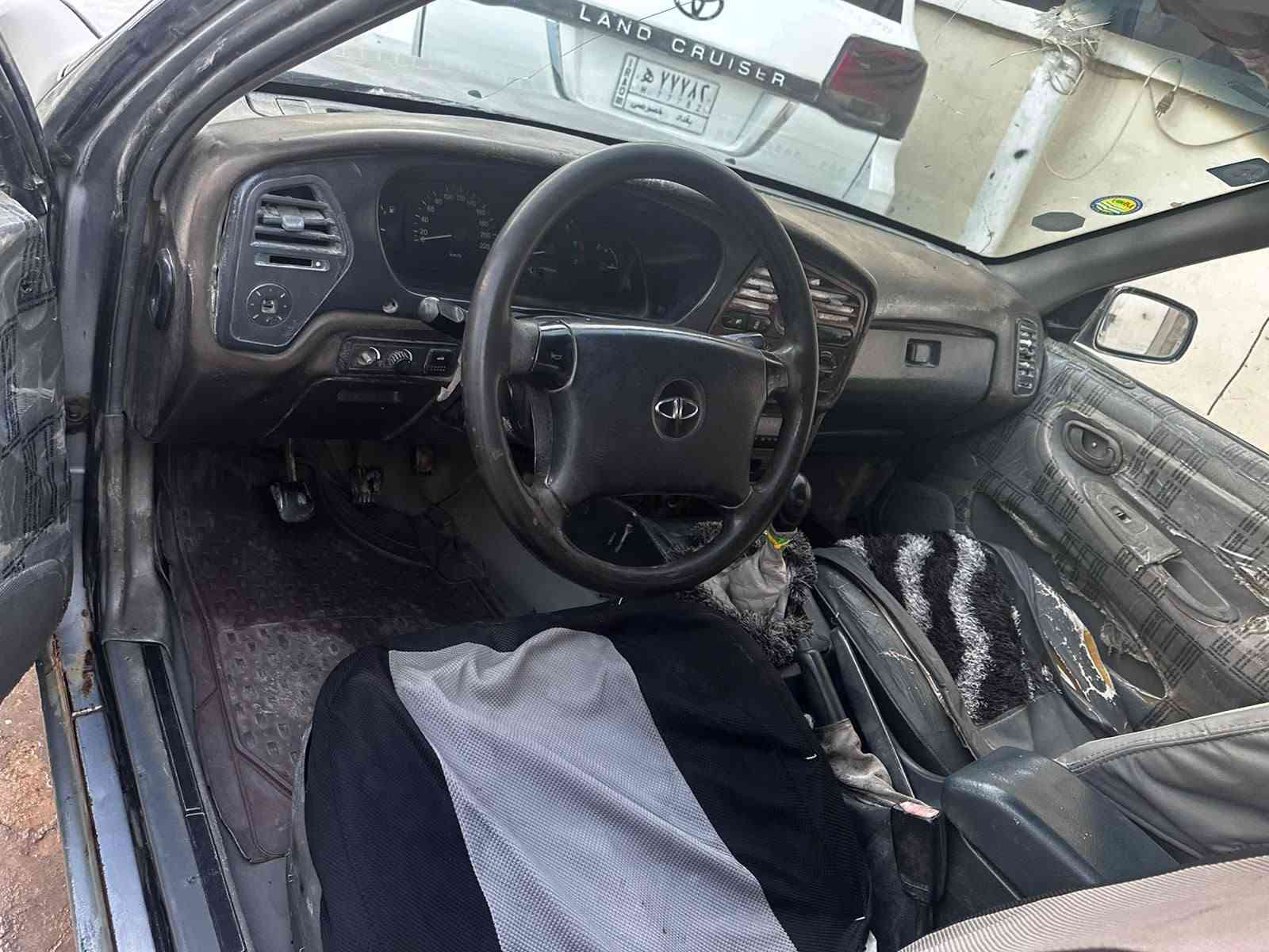 مستعجل ع البيع
فقط بيع بدون مراوس 
  برنس فراشه موديل ١٩٩٦ 
رقم بغداد دولي تحويل ثاني يوم السعر مناسب جدا 
كير ومحرك مكفولات 
كير عادي 
محرك مفتوح السيارة شغل واطلع بيهه وين مايعجبك 
والسعر (٢١ $)ورقه وبيهه مجال مو اكثر من ورقه 
الشراي يتصل 
***********
***********
 مكاني بغداد ابوغريب حي الرسالة
