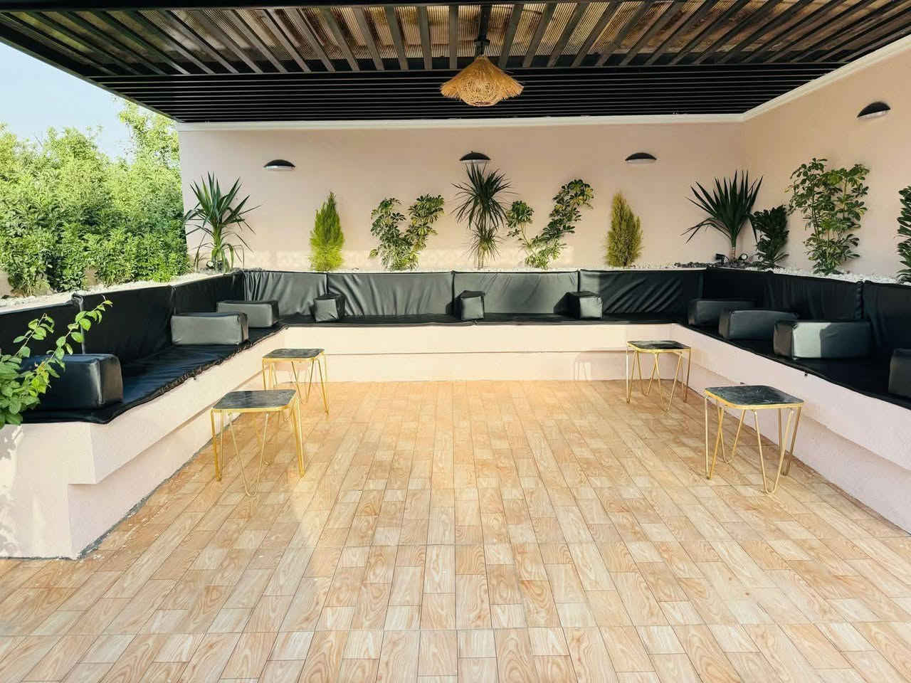 مزرعة بندقة الترفيهية في بلد 🌱
مساحتها 1دونم 🗺️
تحتوي المزرعة على 
اشجار التفاح 🍏والمشمش 🍑وفواكه اخرى 
البيت يحتوي على غرفتين مؤثثة بلكامل  وصالة مكيفة 🏡
مطبخ وصحيات خارجية 
طول المسبح 11 وعرض 7🌊 
تحتوي على حديقة كبيرة  🏖️
تحوي على شوايات سمك وتنور طين مع مناقل لشوي كافة 🌚
حمام خارجي وداخلي 🛁
الكهرباء 24 ساعة اوتو  طول الحجز ⚡️
انترنيت 4g قوي جدا 
كراج سيارات 🚘 
العاب اطفال 👶 
استراحة مريحة وجميلة لدينا 
العاب فيشة ومنضدة 
موثقة في تطبيق اجرلي 
————————
الموقع: صلاح الدين - قضاء بلد 
للحجز والاستفسار  مراسله واتساب  :من خلال الروابط https://wa.me/+9647512781533
    

        
اول الاتصال على الرقم ***********
