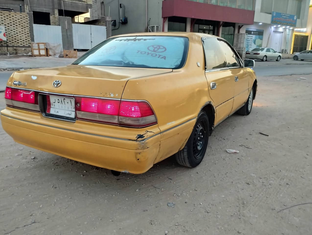 السلام عليك راس الثور فلات موديل 2000رقم البصره  صفره مكينه وكير ثنين ونص في فيتي كفاله تبريد ثلج كهربائيات كله شغاله تخم تاير جديد حداديه جديده جاهزه السياره من كلشي السعر 35 وبيه مجال بيع او مراوس مكاني النجف ابصخير ستفسار تصال او مراسله
***********
