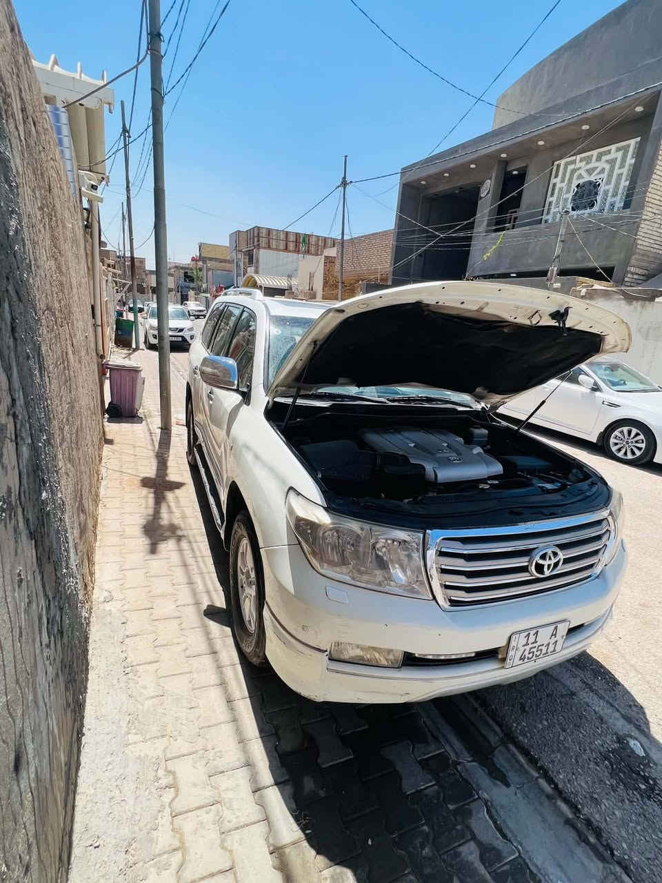 سلام عليكم 
لاندكروز ستينيه موديل ٢٠١١ محرك ٨ سلنر فول مواصفات كشن بقلاوه  الاستفسار ***********
