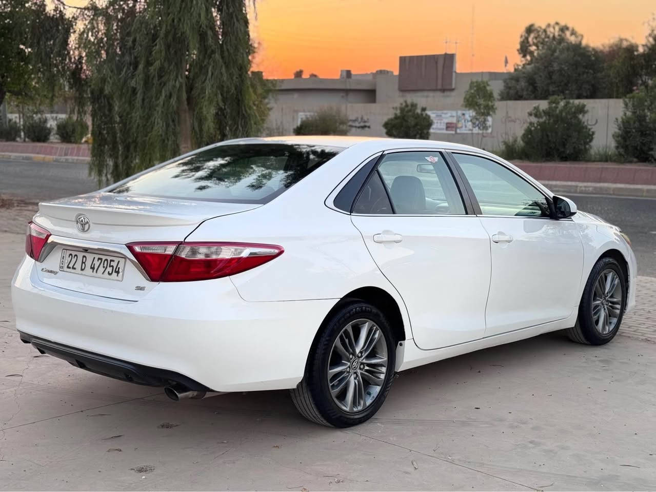 ﷽

‎‏‎‏‎💎⚜️للبیع

‎‏‎‏‎‏⚜️ camry ⚜️/
2015⚜️, 
 
تويوتا كامري
مودیل 2015 شكل جديد
مواصفات امريكي SE
ابيض ثلجي
كير اوتوماتيك وعادي
سوكان شفت
كشن نص جلد
شاشة جبير
رادار
تراكشن
ايكو
تحكم ستيرن
ويل كروم ١٧
سيارة بي ثلاث قطعة صبغ بدون دواخل بدون شاصي بدون بطانة
بي مكانين تعديل بارد صغير 
سونار موجود بل منشور
 رقم زينكة جديد 
بي بطاقة بنزين
شرط تحويل غرامات 
كير و محرك بشرط محرك مفتوح بدون صوت و بخار 
ماشي 187الف حقيقي
تبريد ثلج ❄️ 
تاخم صدر بشرط
تاخم تايرات جديد
سيارة حيل حيل نضيفة
بدون شخط بدون رسعات
بمعني كلمة جديد حلوة
سعر 127بي مجال بسيط
رجاءً كلشي موجود بل منشور اذا مو شراي لاتخابرني 
***********
***********
مكان كركوك Singapore
