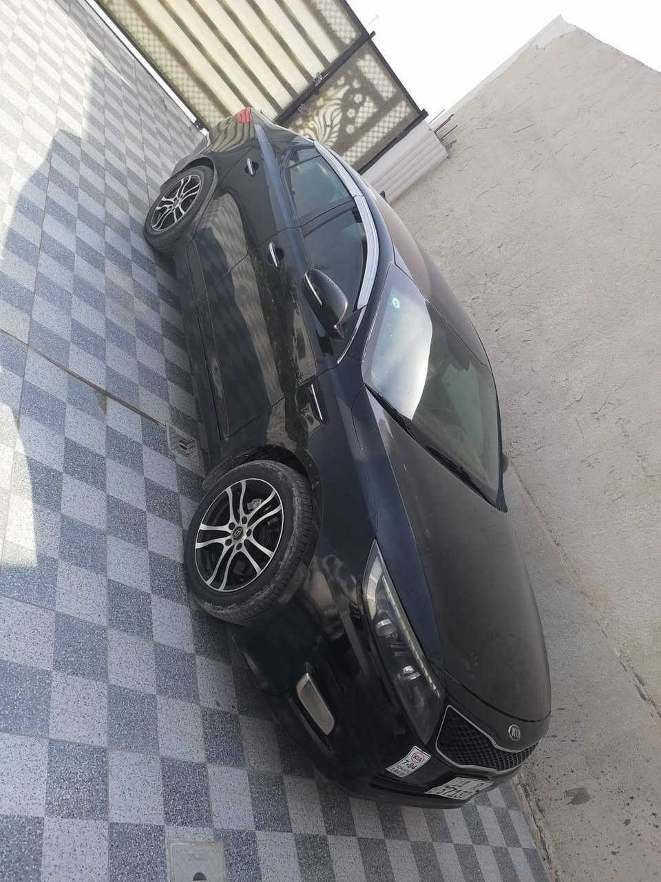 اوبتما14
للبيع
صبغ صفحه بدون دواخل
سعر95وبيه مجال 
مكان الفلوجه
***********
