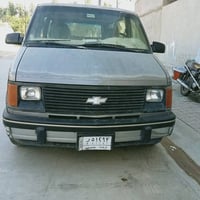شوفرليت فان • ٧ راكب • موديل ٩٢