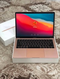 ماك بوك اير ٢٠١٨ • i5 رام ٨جيجا • SSD ١٢٨جيجا