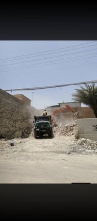 هدم مباني • حفر جفرة • رفع انقاض